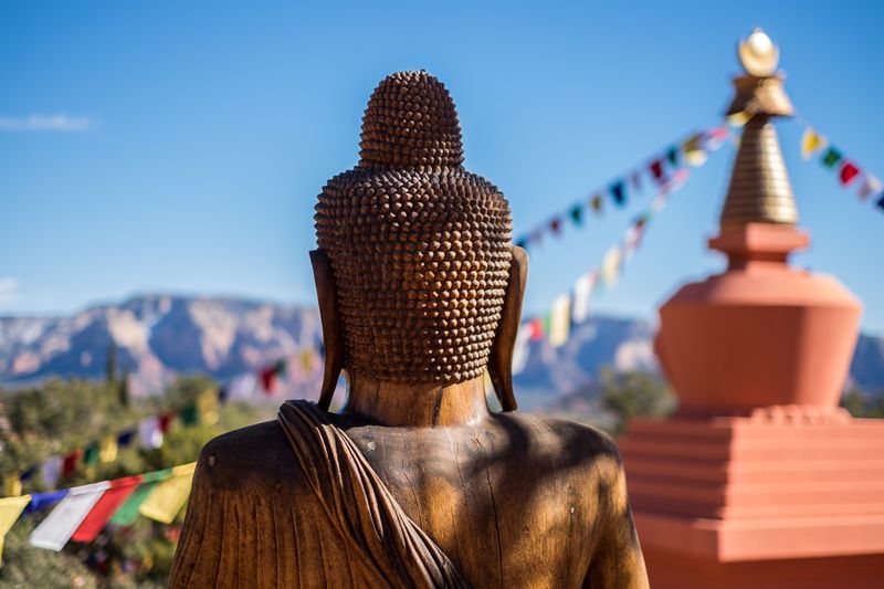 buddah statue